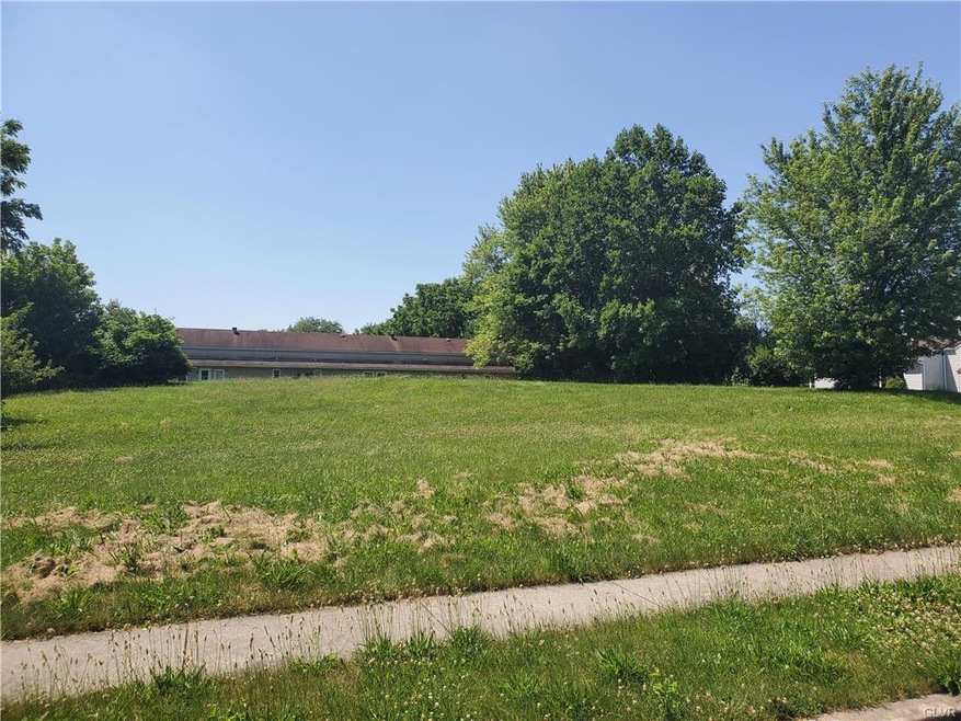 4153 Reliance St, Whitehall, PA 18052 - photo 1