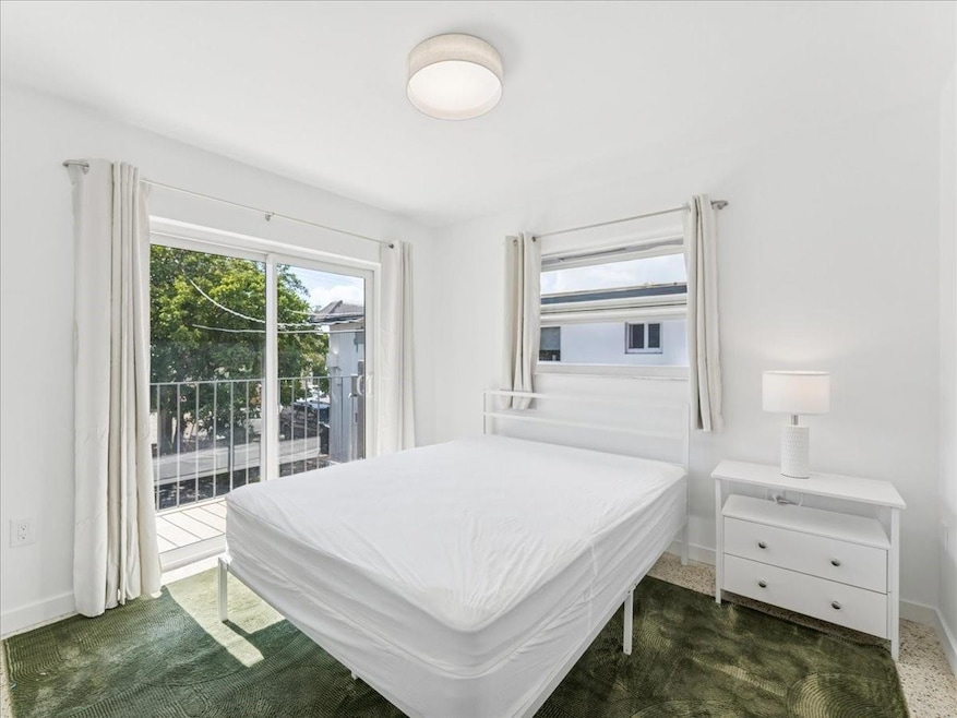 421 SW 9th St, Miami, FL 33130 - photo 1