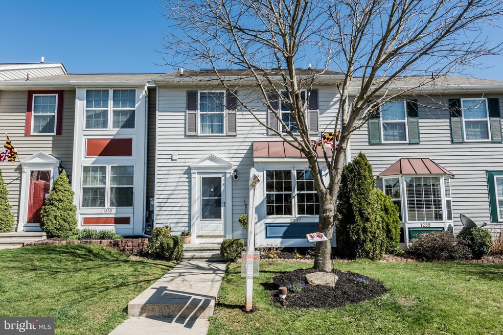1237 Seron Ct, Sykesville, MD 21784 - photo 1