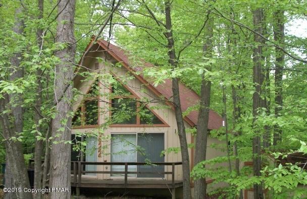 950 Country Place Dr, Tobyhanna, PA 18466 - photo 1