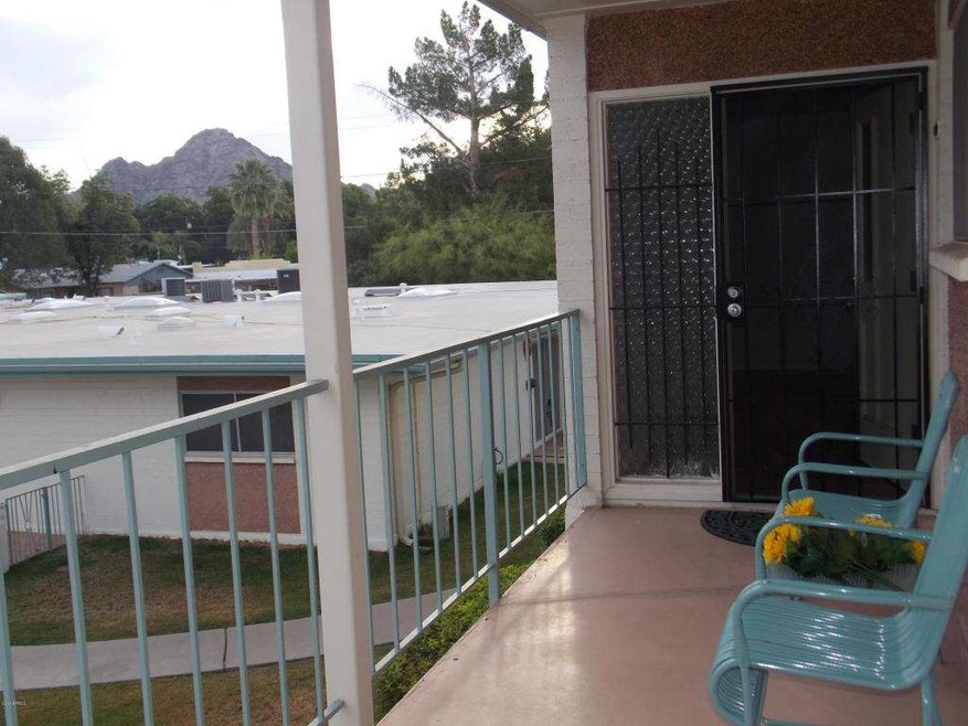 Front Door-N. Deck