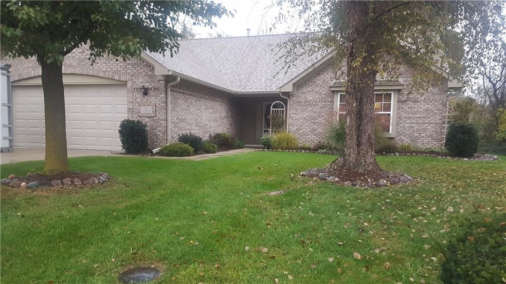 623 Middleham Cir, Beech Grove, IN 46107 - photo 1