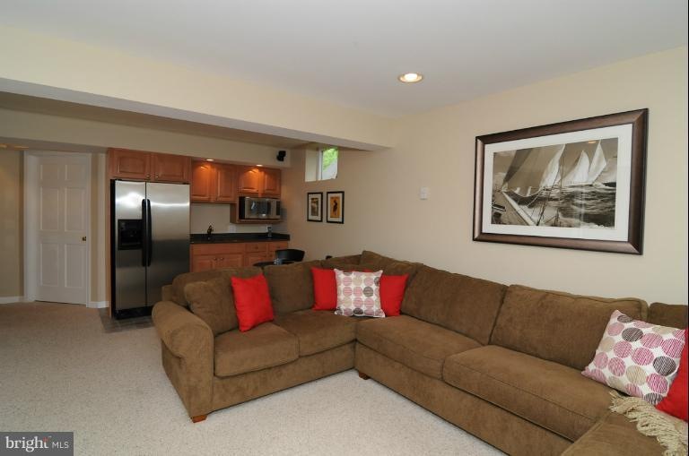 1222 Crummell Ave, Annapolis, MD 21403 - photo 1