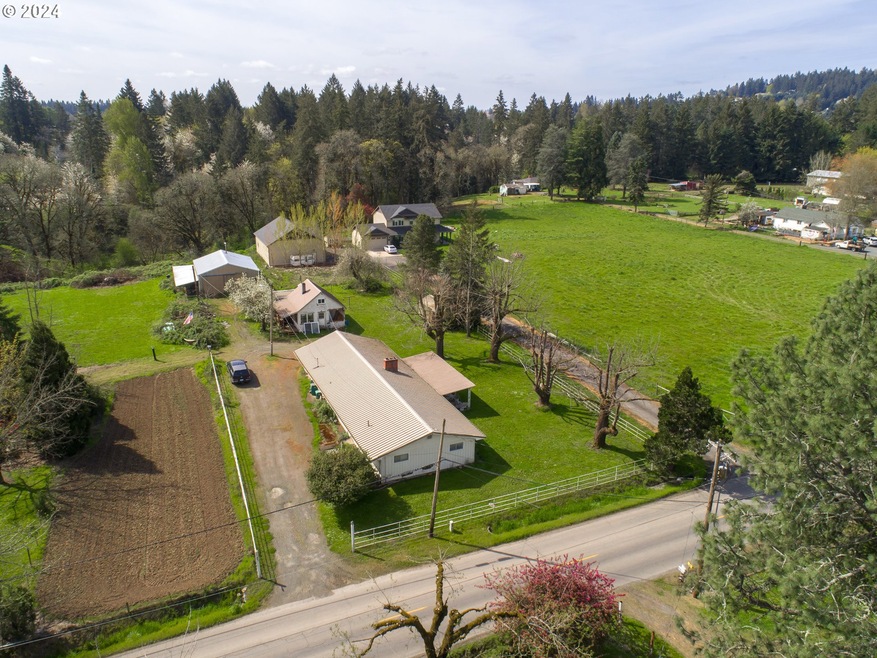 23720 NE Sunnycrest Rd, Newberg, OR 97132 - photo 1