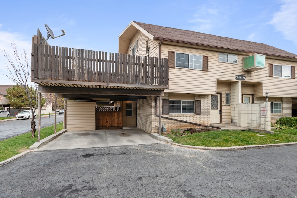 1861 W Homestead Farms Ln unit 3, Salt Lake City, UT 84119 - photo 1