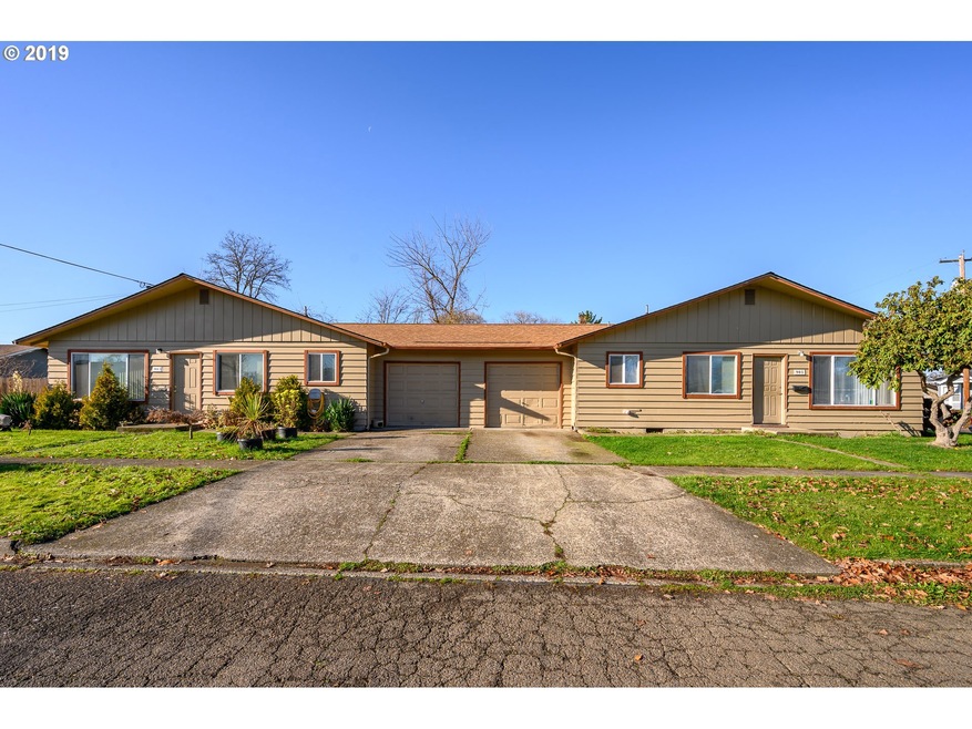 901 S Columbia St, Newberg, OR 97132 - photo 1