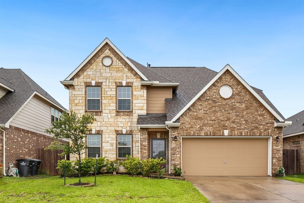 1487 Barras St, Alvin, TX 77511 - photo 1