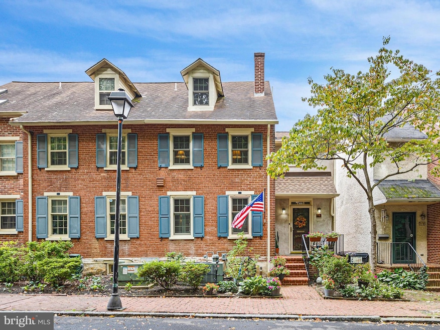 Sold $585,000 • Co-Listing Agent