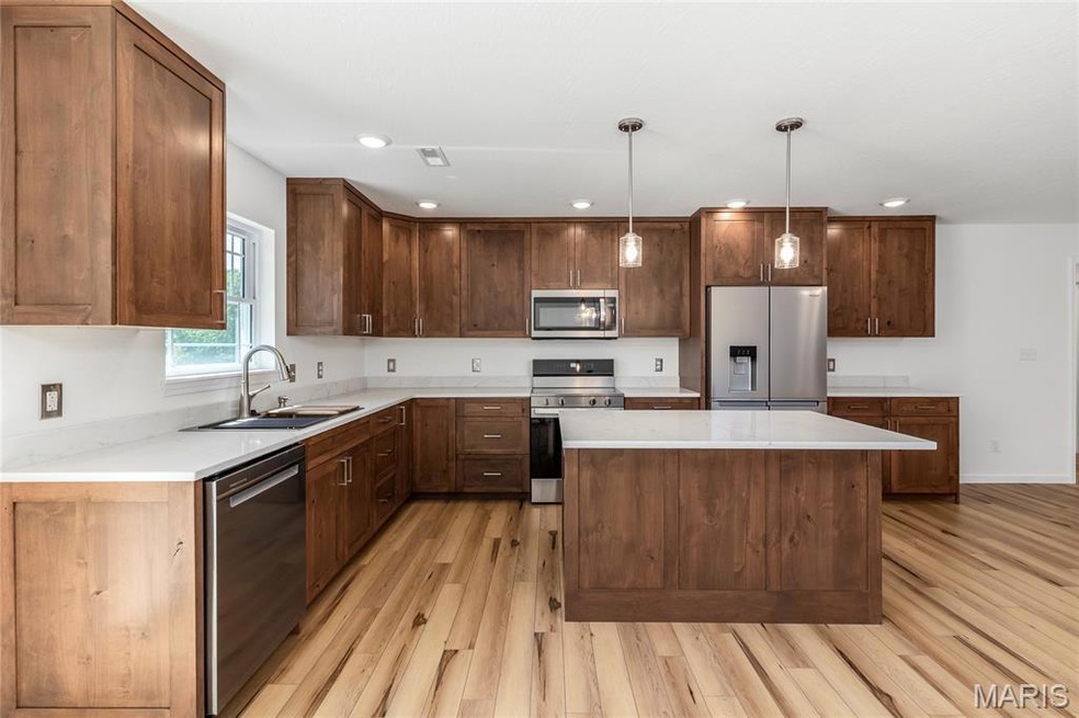 245 Hawkins Ave, Crocker, MO 65452 - photo 1