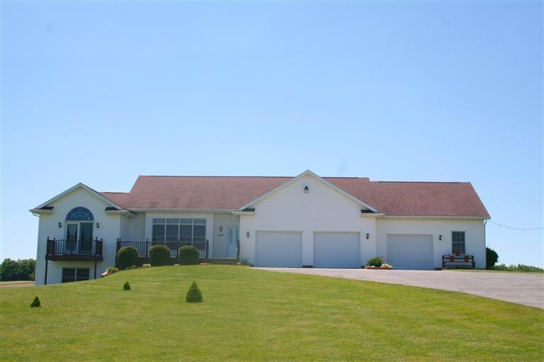 684 142nd Ave, Wayland, MI 49348 - photo 1