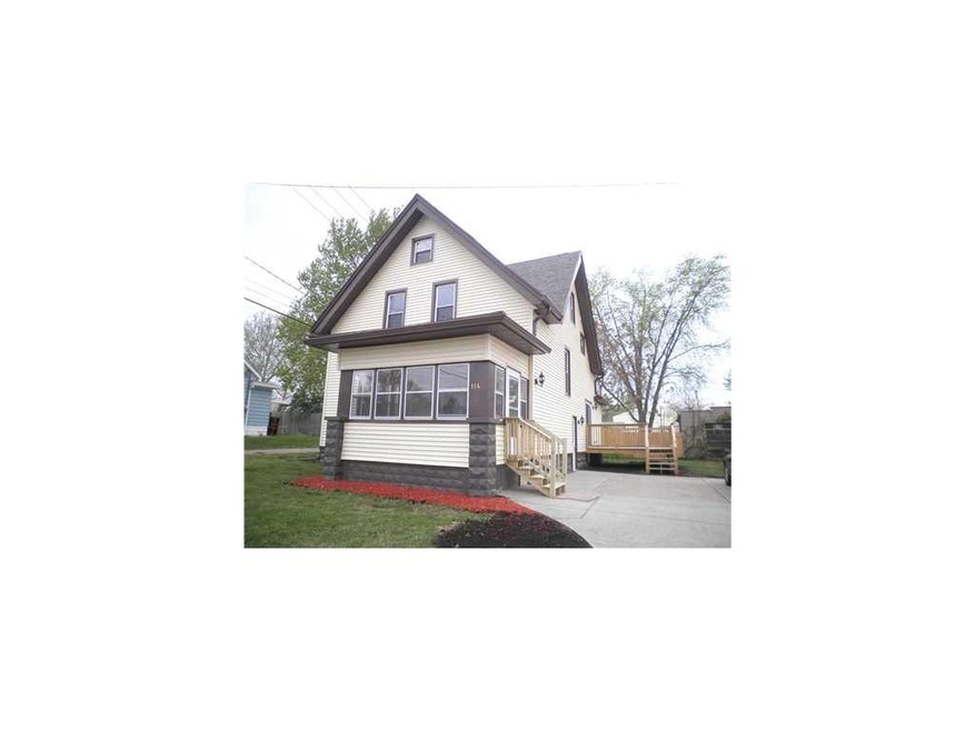 Front Exterior. 114 18th Ave. SW