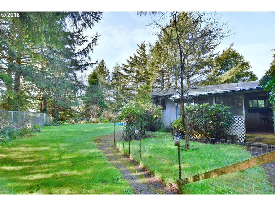 62194 Crown Point Rd, Coos Bay, OR 97420 - photo 1