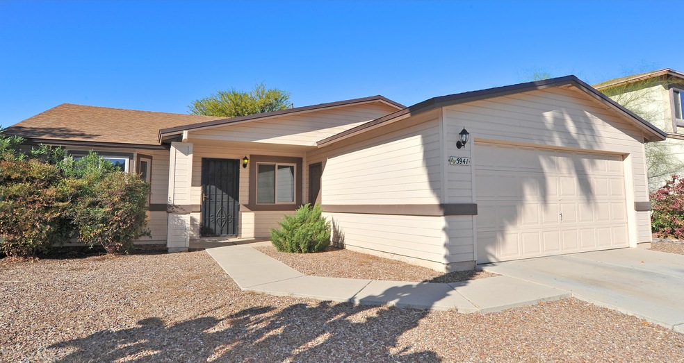 5941 N Edenbrook Ln, Tucson, AZ 85741 - photo 1
