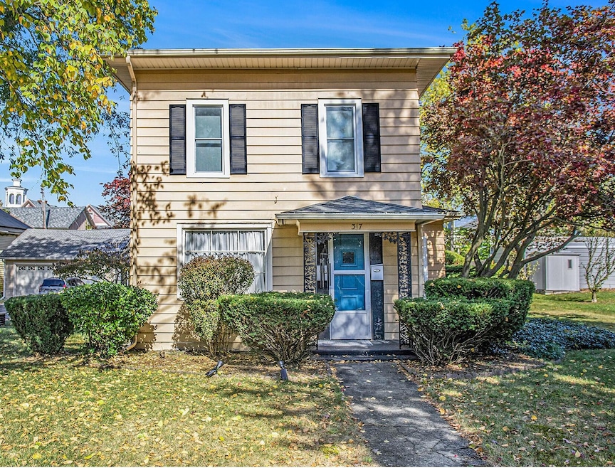 317 E Chart St, Plainwell, MI 49080 - photo 1