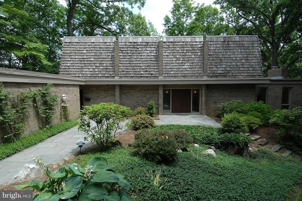 6302 Waterway Place, Falls Church, VA 22044 - photo 1