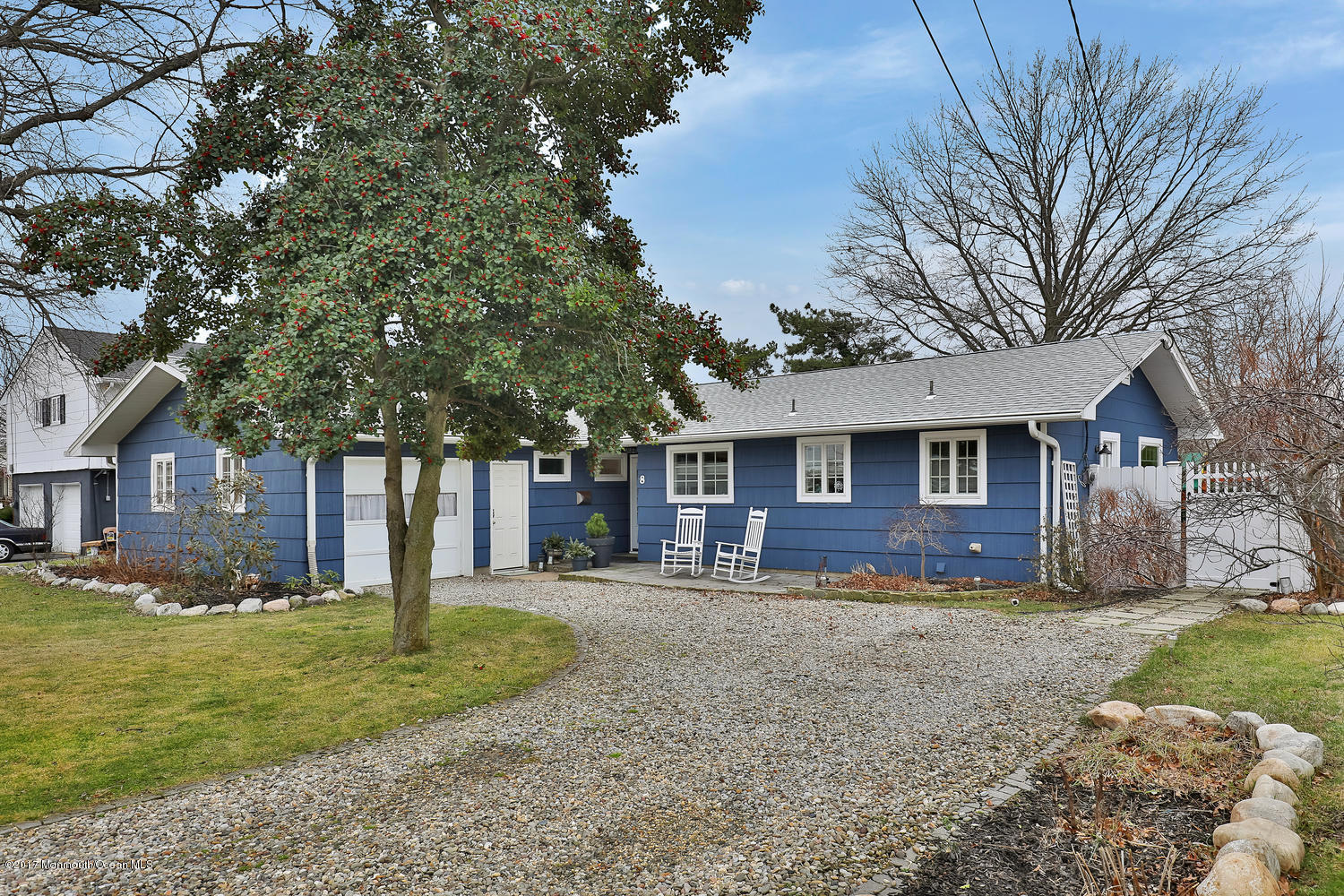 8 River Ln Long Branch NJ-large-003-26-4