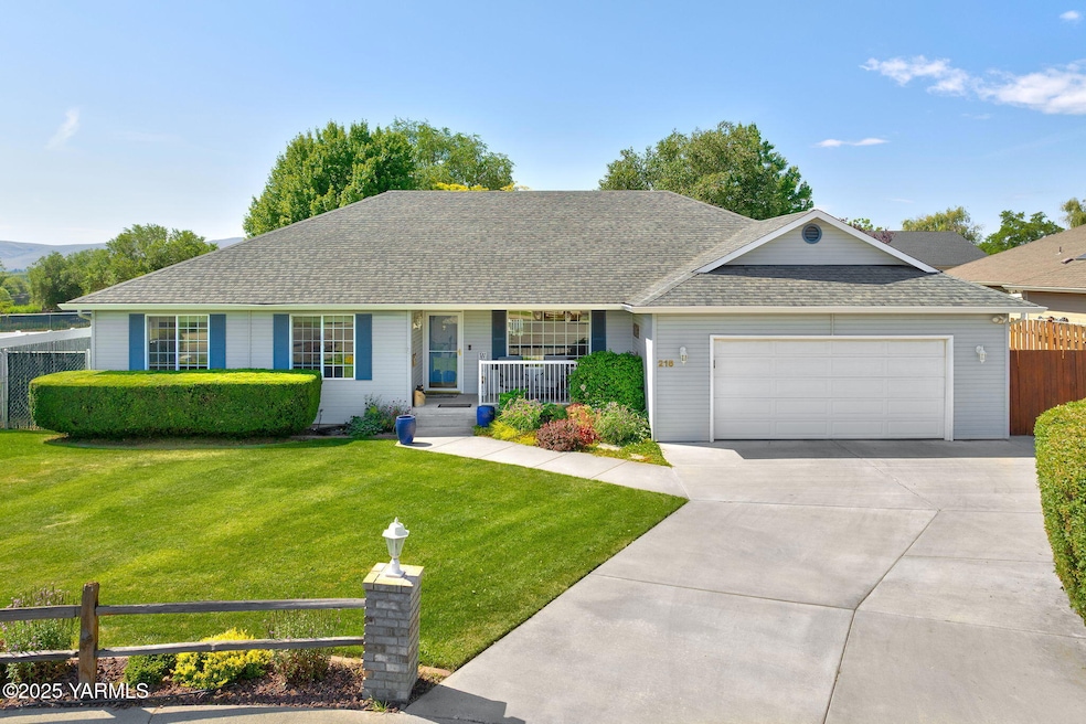 Carver_250625_WoodwindsCt_Yakima_03