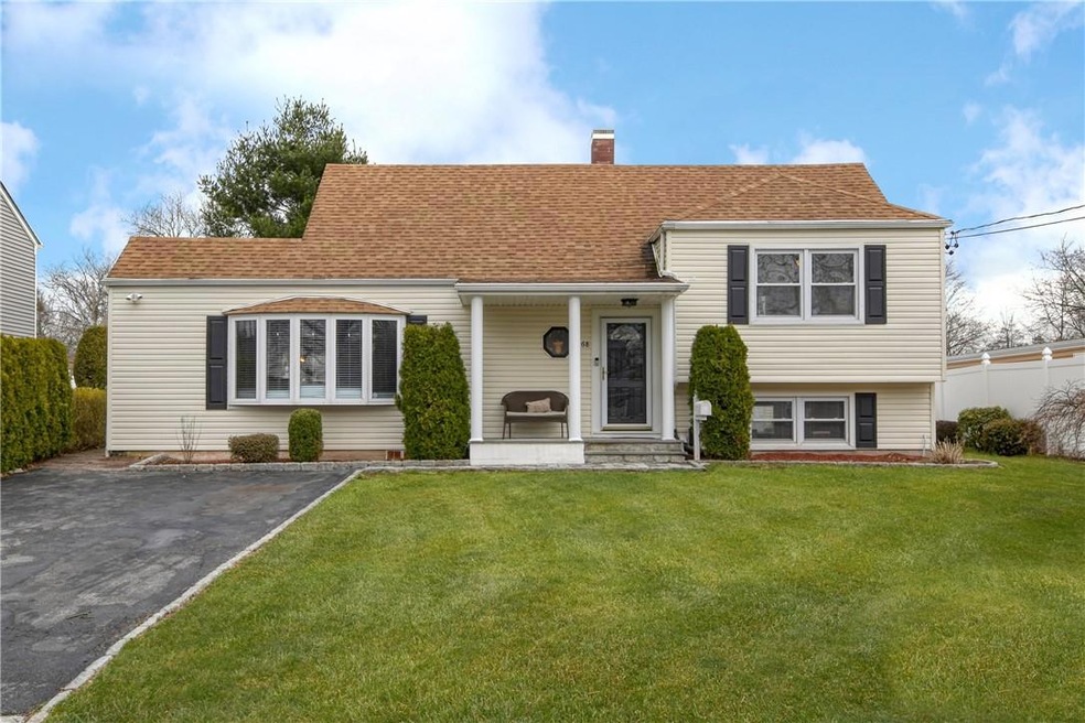 168 Remsen Rd, Yonkers, NY 10710 - photo 1