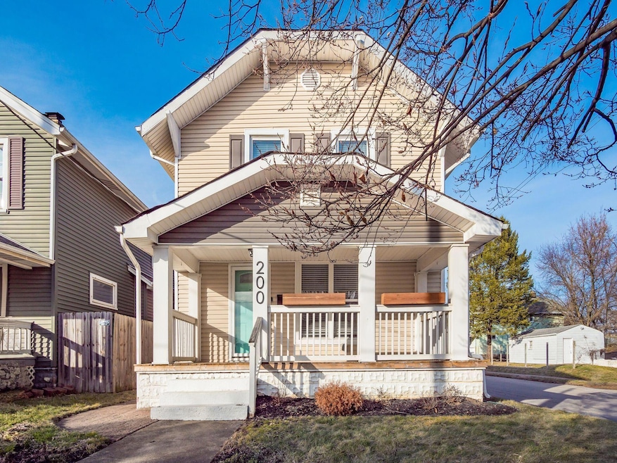 200 E Jenkins Avenue