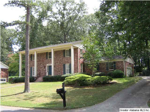 Great curb appeal for this 4 bedroom 3 bath home