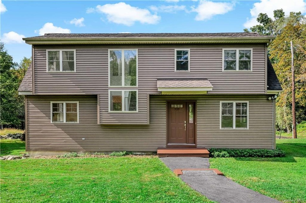 539 Jerome Rd, Yorktown Heights, NY 10598 - photo 1