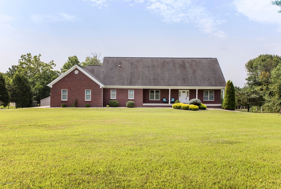 4723 Three Lakes Rd, Crestwood, KY 40014 - photo 1