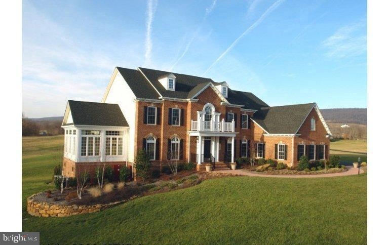 35661 Glencoe Ct, Round Hill, VA 20141 - photo 1