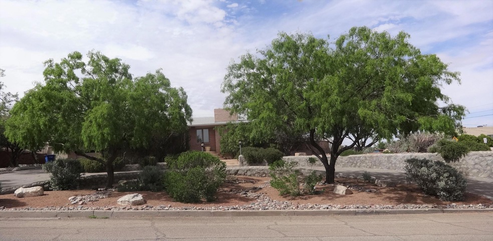 2531 Frankfort Ave, El Paso, TX 79930 - photo 1
