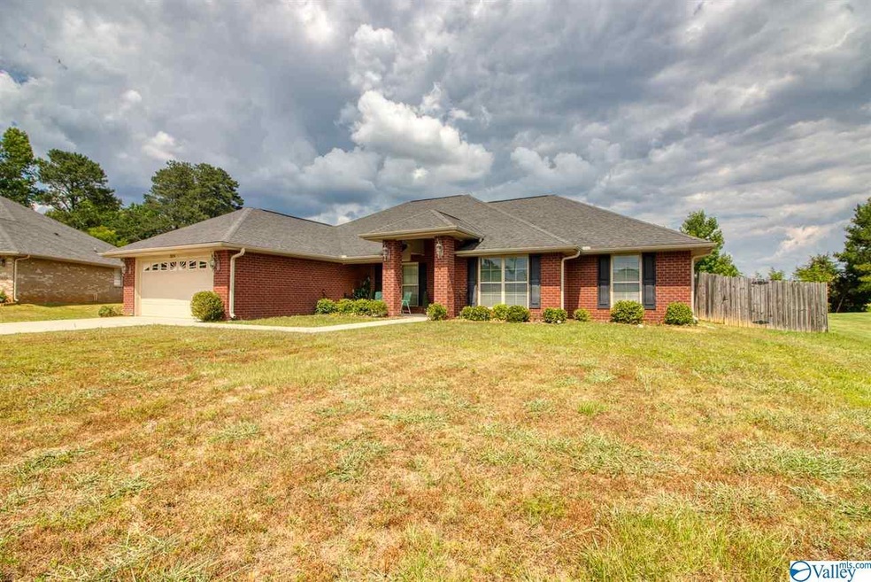 28254 Odie Scott Dr, Ardmore, AL 35739 - photo 1