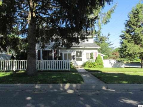 725 Ormsby St unit ORMSBY, Adrian, MI 49221 - photo 1