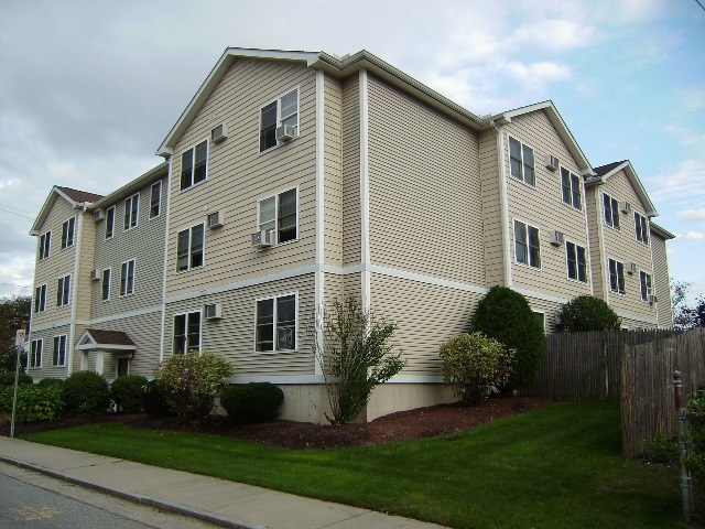 Well maintained w/beautiful landscaping!