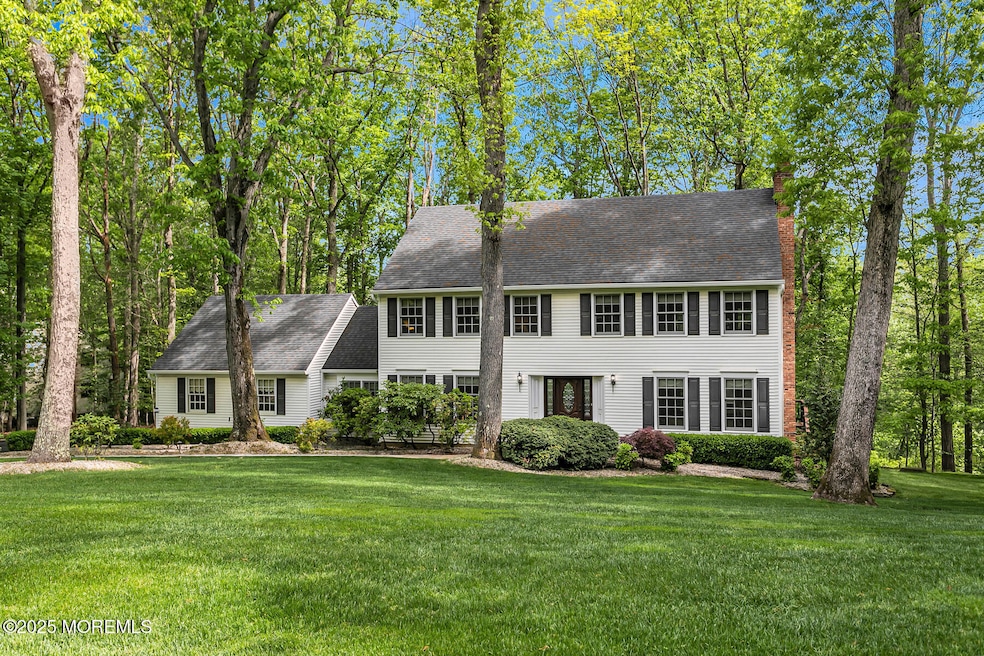 112 Deer Path Ln Freehold Township NJ 07