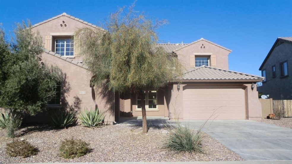 5 BEDROOM 4.5 BATHS