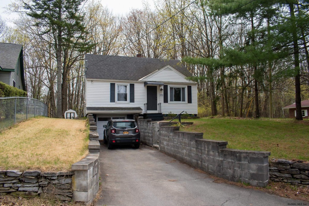 179 S Kingsboro Ave, Gloversville, NY 12078 - photo 1