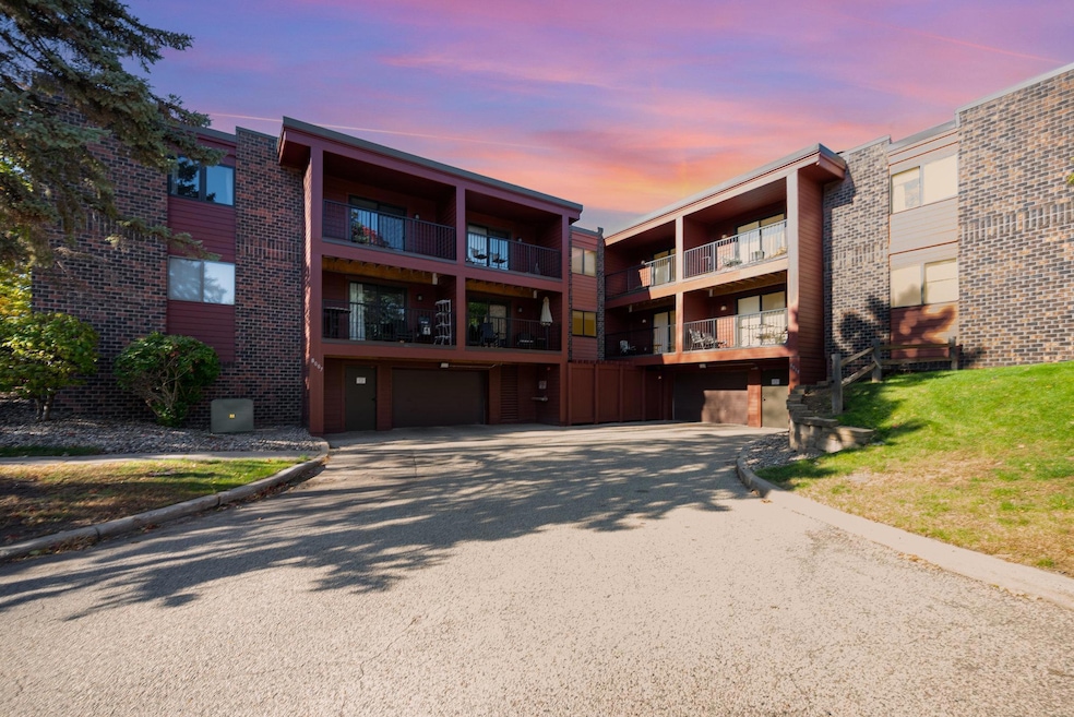 For Sale $139,900 • Co-Listing Agent