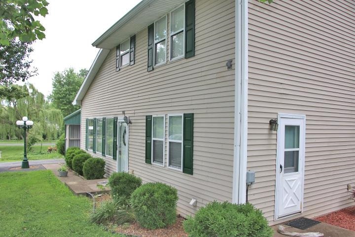 For Sale $424,900 • Co-Listing Agent