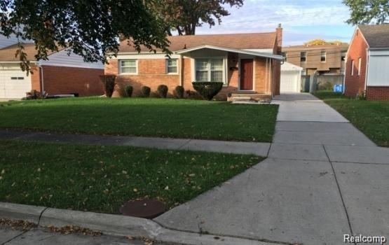 17360 Roseland.jpg