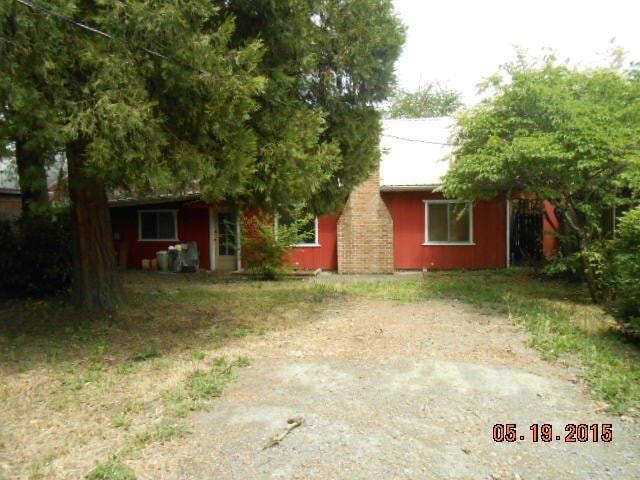 508 SE Riverside Ave, Grants Pass, OR 97526 - photo 1