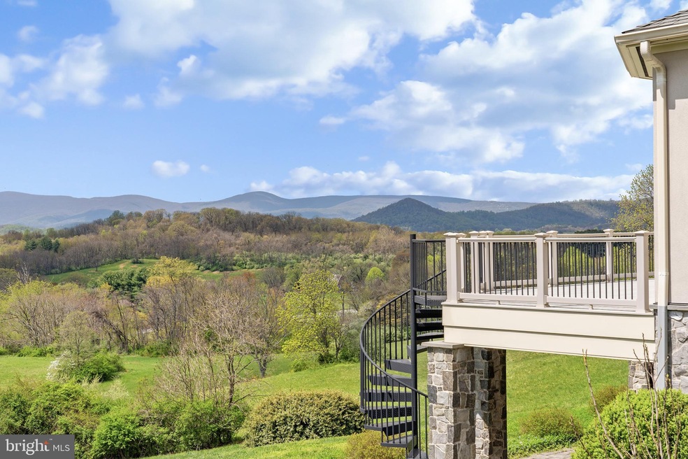 Sold $2,050,000 • Co-Listing Agent