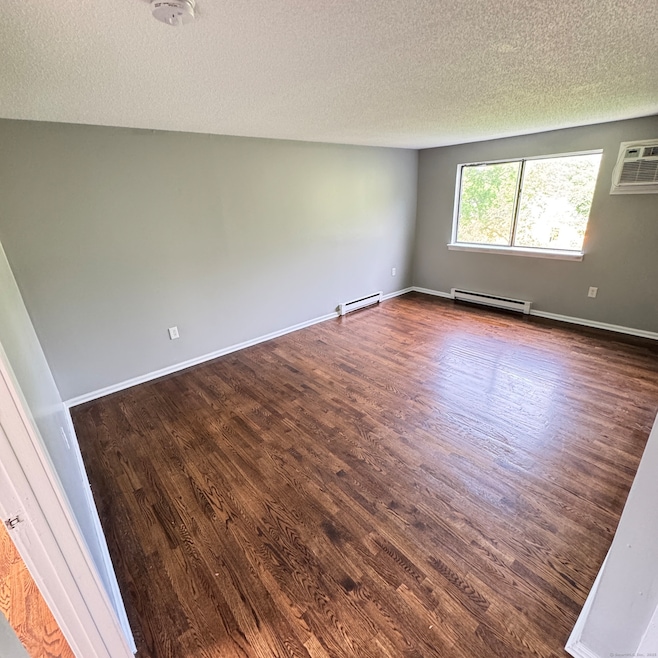 For Rent $1,450/month • Co-Listing Agent