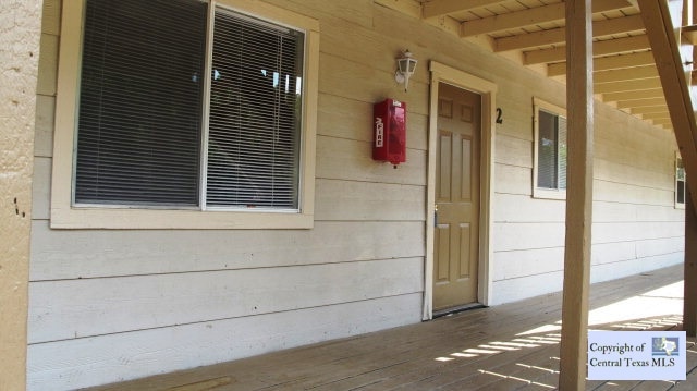 203 S Mitchell St unit 2, San Marcos, TX 78666 - photo 1