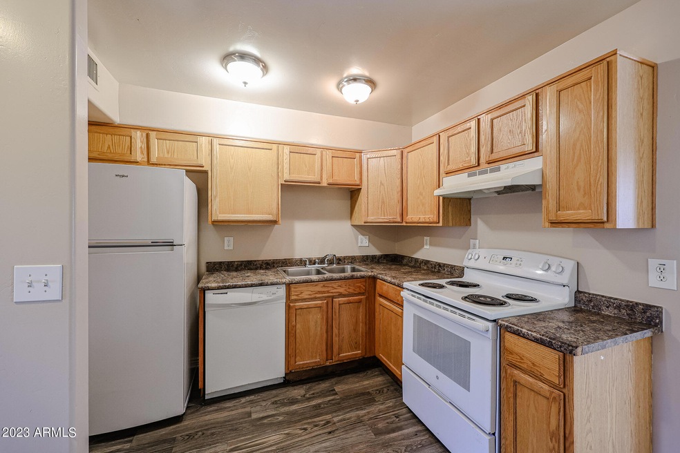 2614 E Monte Vista Rd unit 2, Phoenix, AZ 85008 - photo 1