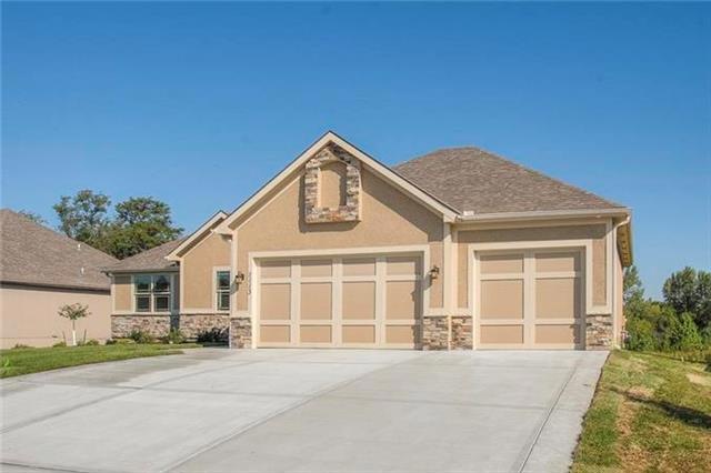 Riverton floor plan that was custom built by McBee
