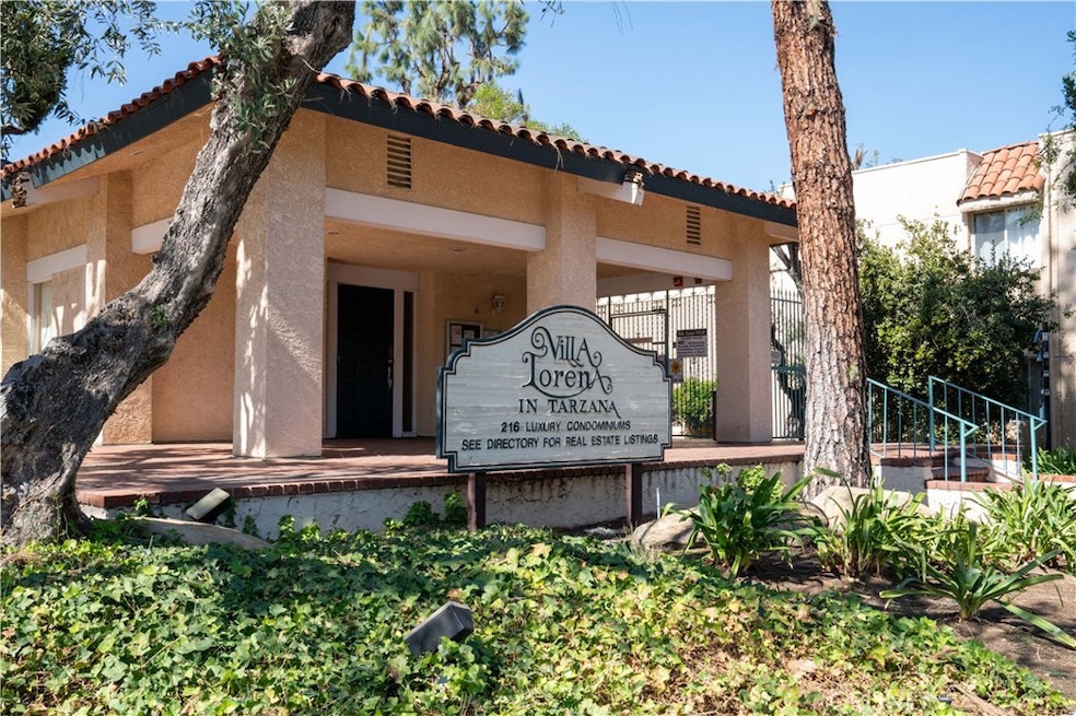 18307 Burbank Blvd unit 32, Tarzana, CA 91356 - photo 1