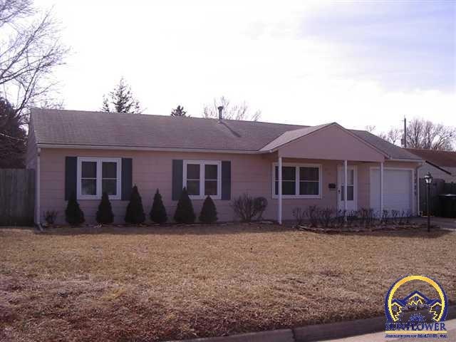 1325 SW Croix St, Topeka, KS 66611 - photo 1