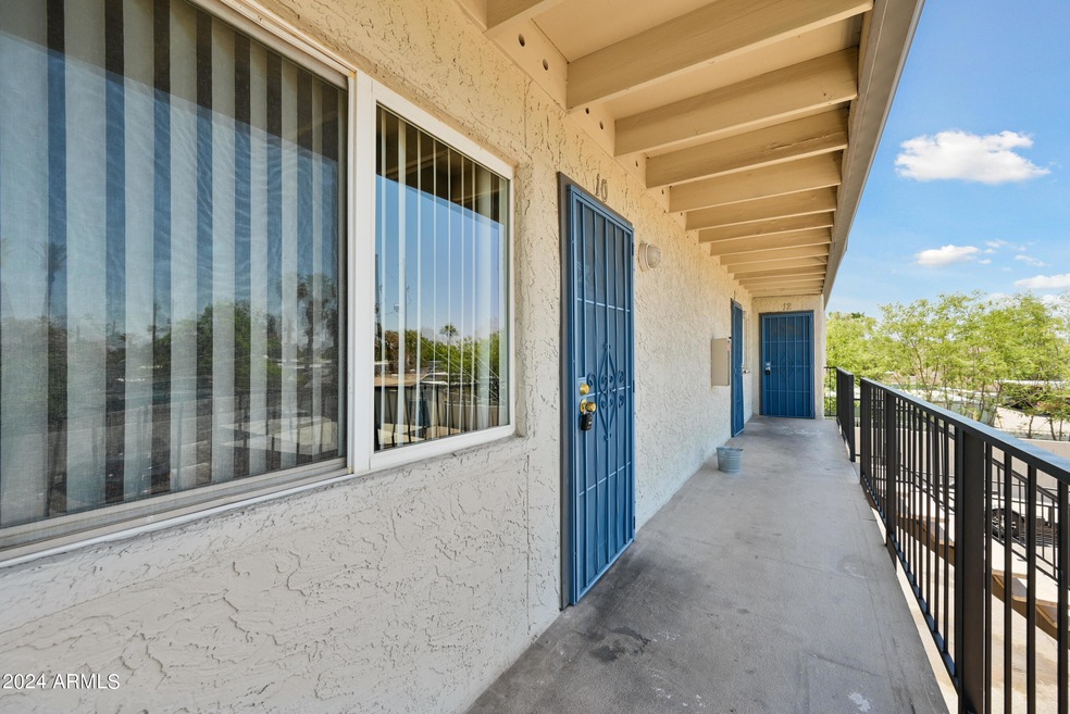 3141 E Cypress St unit 10, Phoenix, AZ 85008 - photo 1