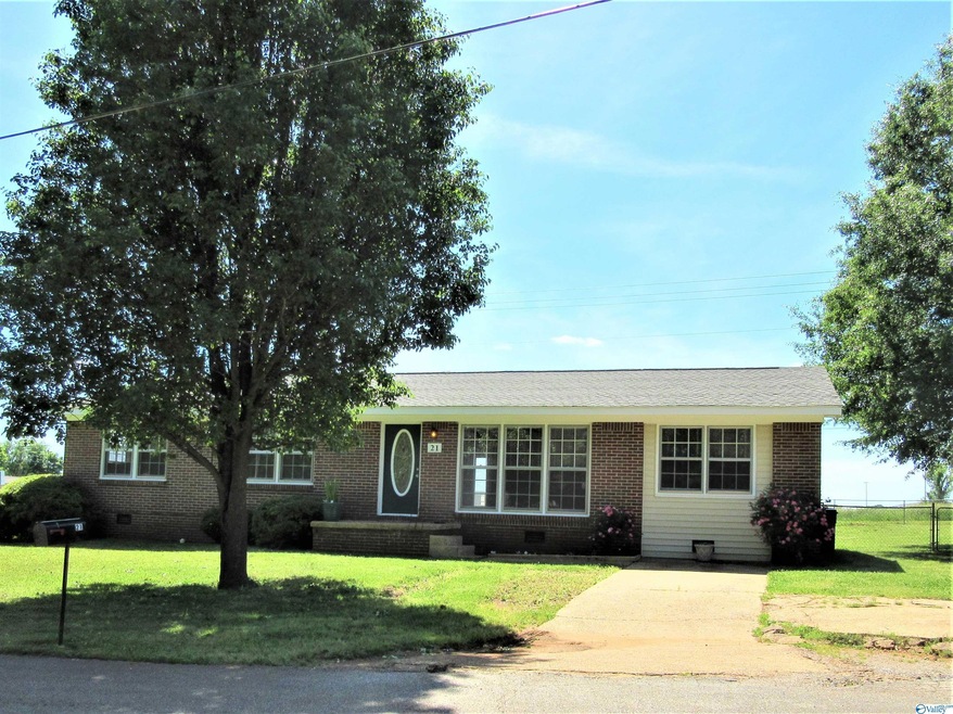 21 Morningside Dr, Madison, AL 35758 - photo 1