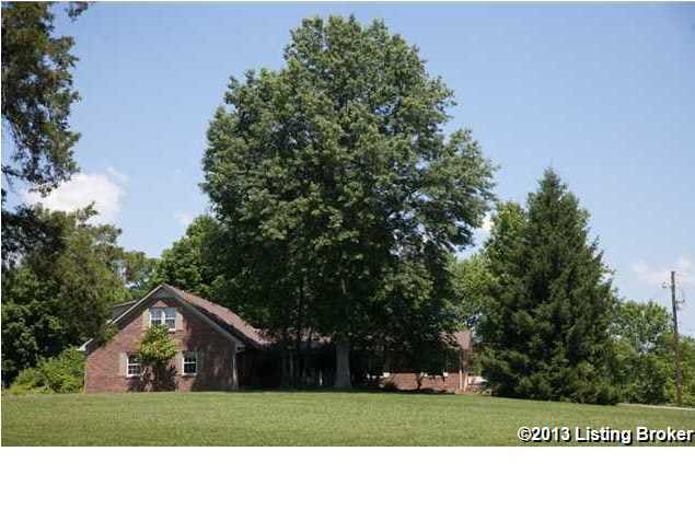 9100 Fairmount Rd, Louisville, KY 40291 - photo 1