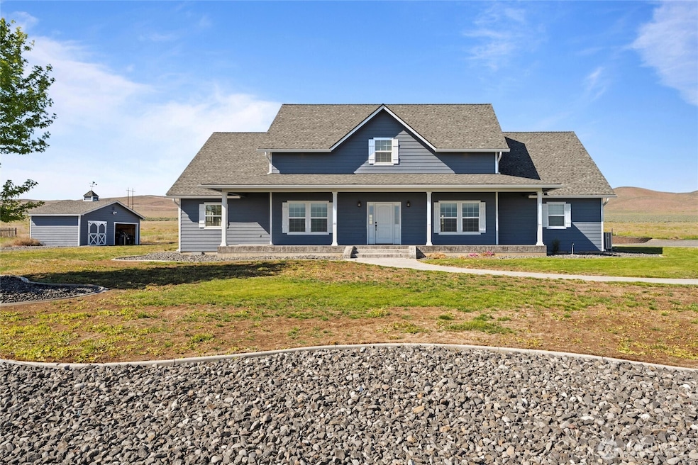 For Sale $885,000