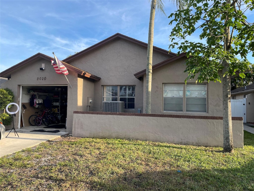 9020 Pine Springs Dr, Boca Raton, FL 33428 - photo 1